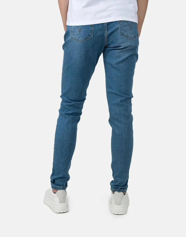 Levis Curvy Skinny The Lucky One Jeans